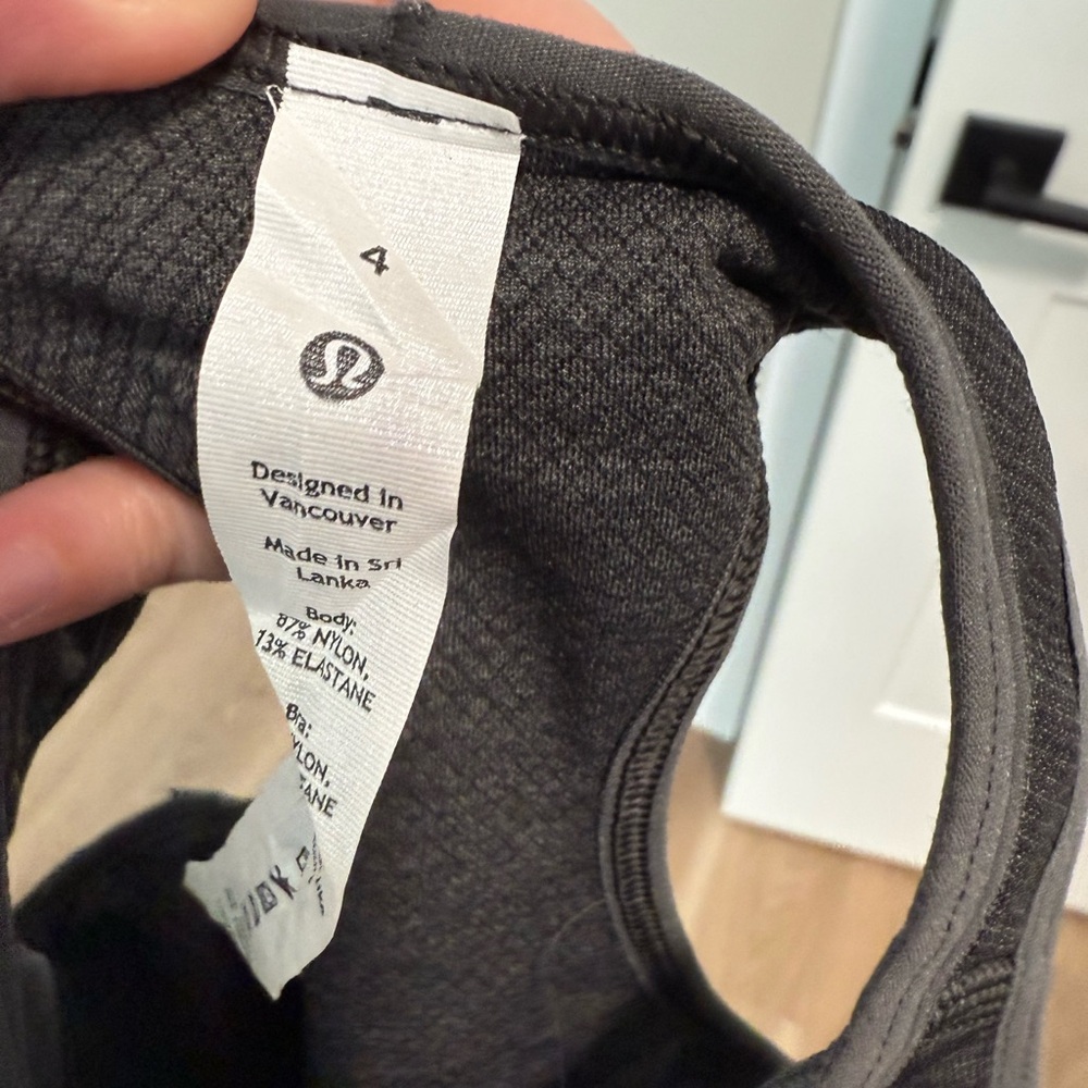 Lululemon Seamless Mesh Supportive Training Tank Top Graphite Grey Size 4 - Picture 6 of 6